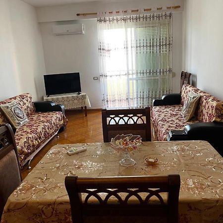 Appartamento Incantevole Con Posto Auto Privato Vlorë Εξωτερικό φωτογραφία