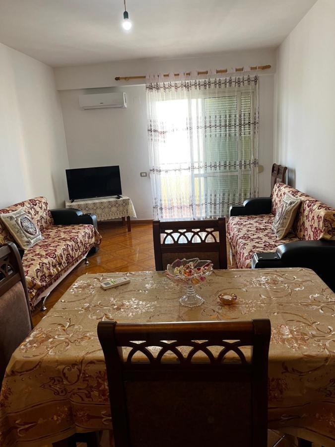 Appartamento Incantevole Con Posto Auto Privato Vlorë Εξωτερικό φωτογραφία