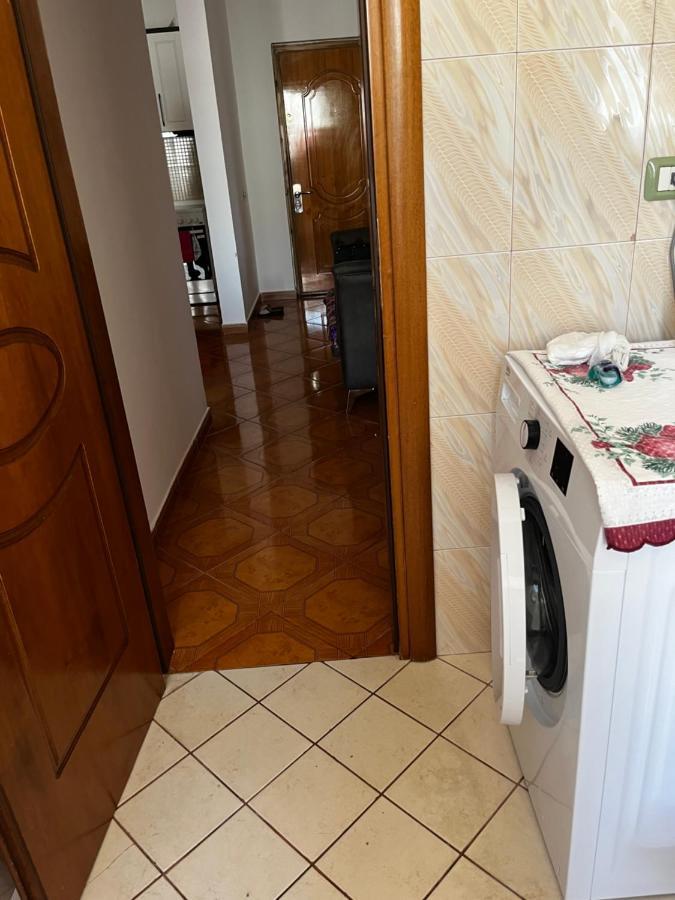 Appartamento Incantevole Con Posto Auto Privato Vlorë Εξωτερικό φωτογραφία
