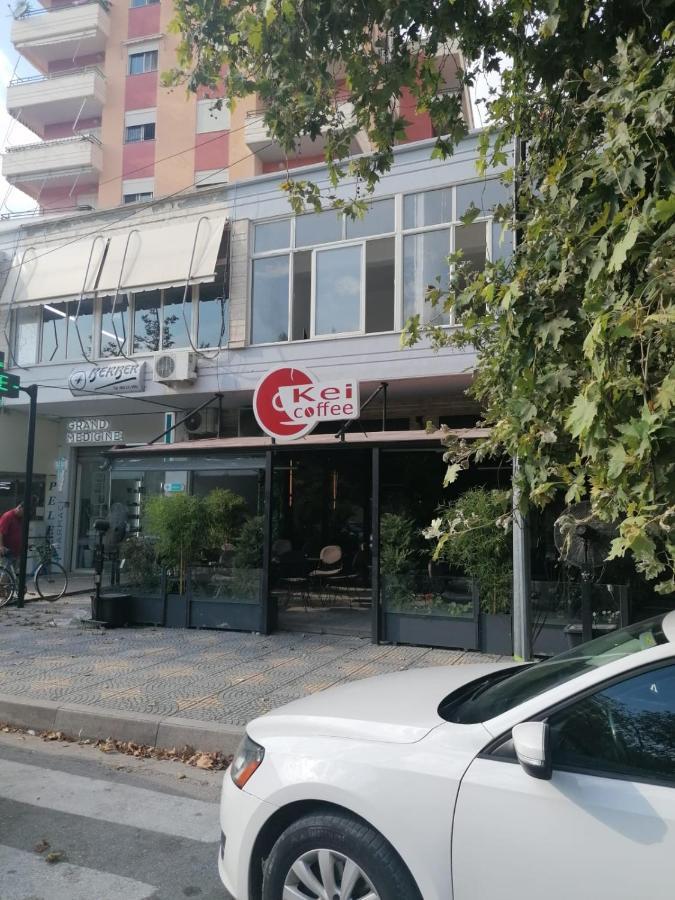 Appartamento Incantevole Con Posto Auto Privato Vlorë Εξωτερικό φωτογραφία