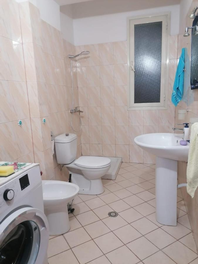 Appartamento Incantevole Con Posto Auto Privato Vlorë Εξωτερικό φωτογραφία
